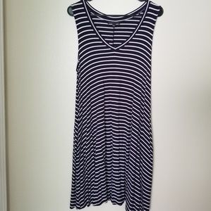Striped Casual Dress w/ Pockets